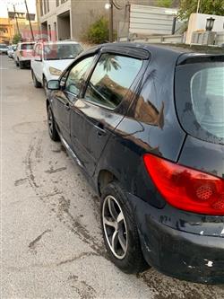 بيجو 307